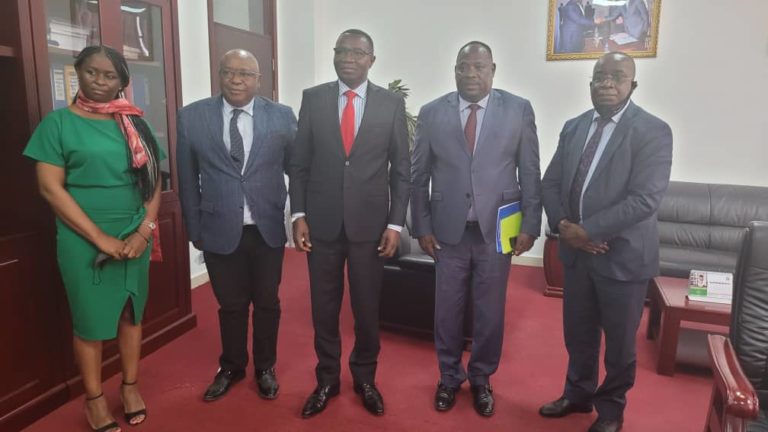 RDC : Tête-à-tête entre le Ministre de l’Industrie Julien Paluku et le DG a.i. du BCECO Théophile Matondo.
